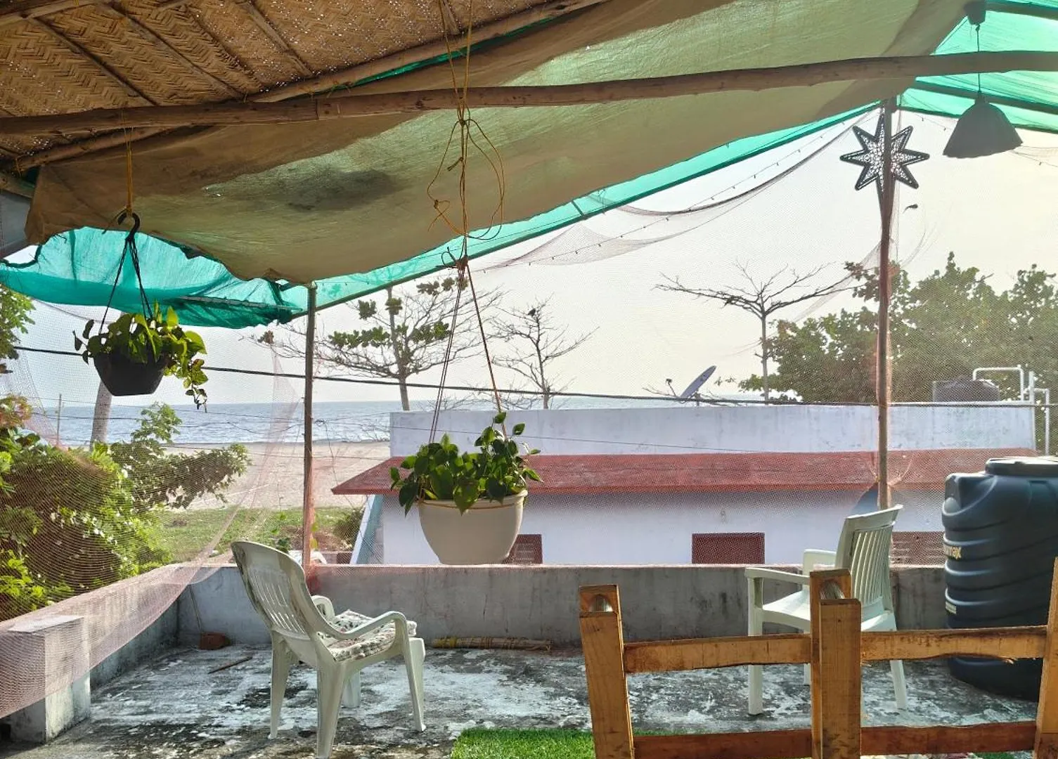 Jeehaa Homestay Alappuzha Oda ve Kahvaltı